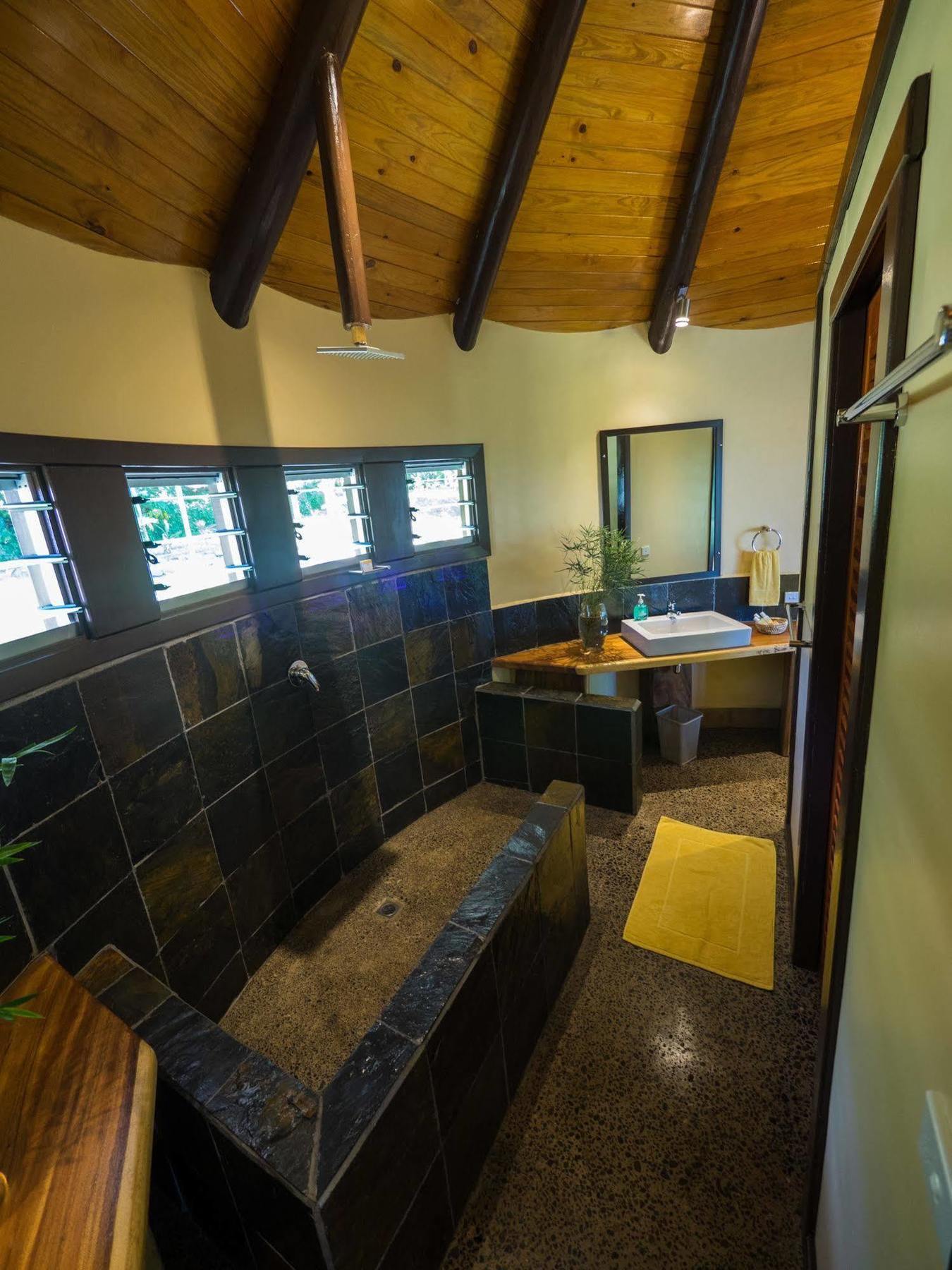 Taveuni Dive Resort Вайево Экстерьер фото